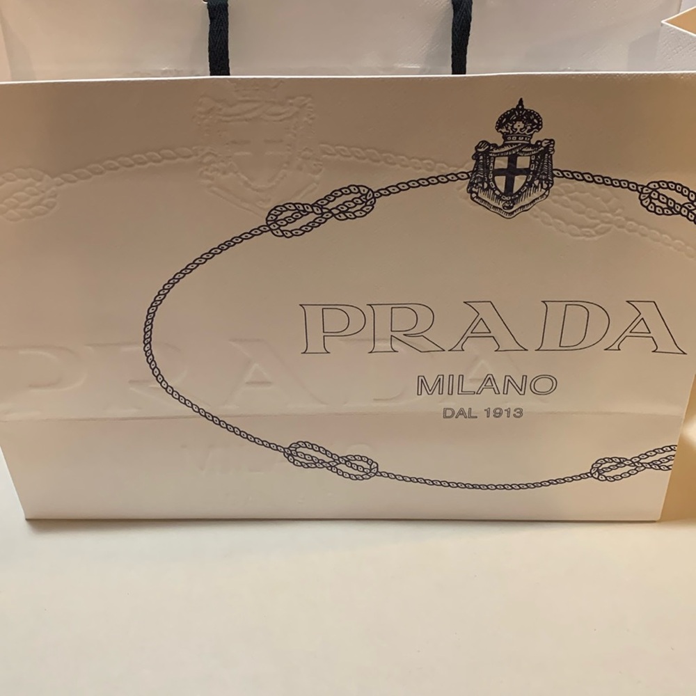 Prada shoppingg bag